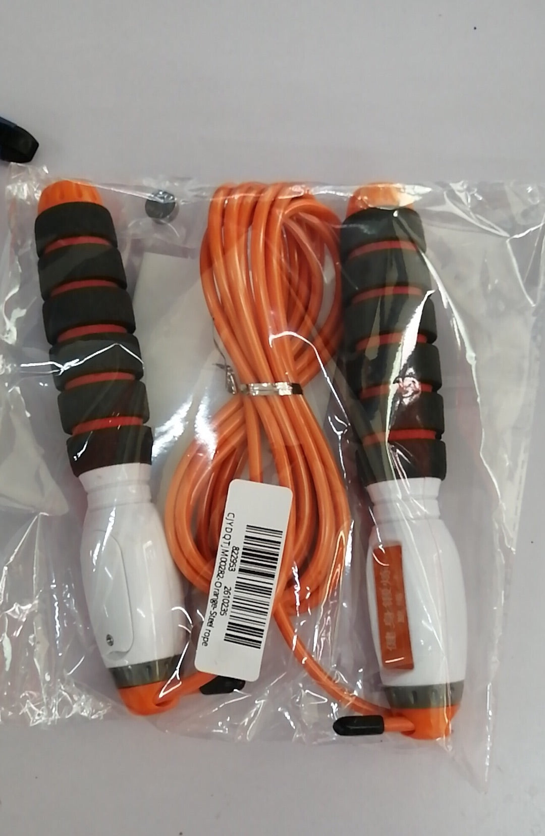 Cuerda de conteo electrónica para entrenamiento físico, cómoda que facilita su agarre y transporte.
