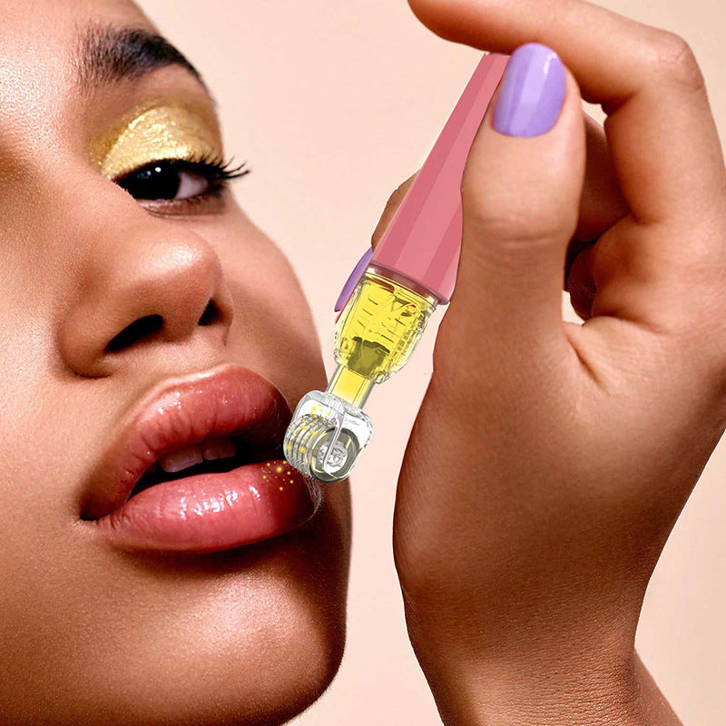 Microrodillo activo para estimulación celular en labios, generación de colágeno, hidratación, activación y regeneración de labios.
