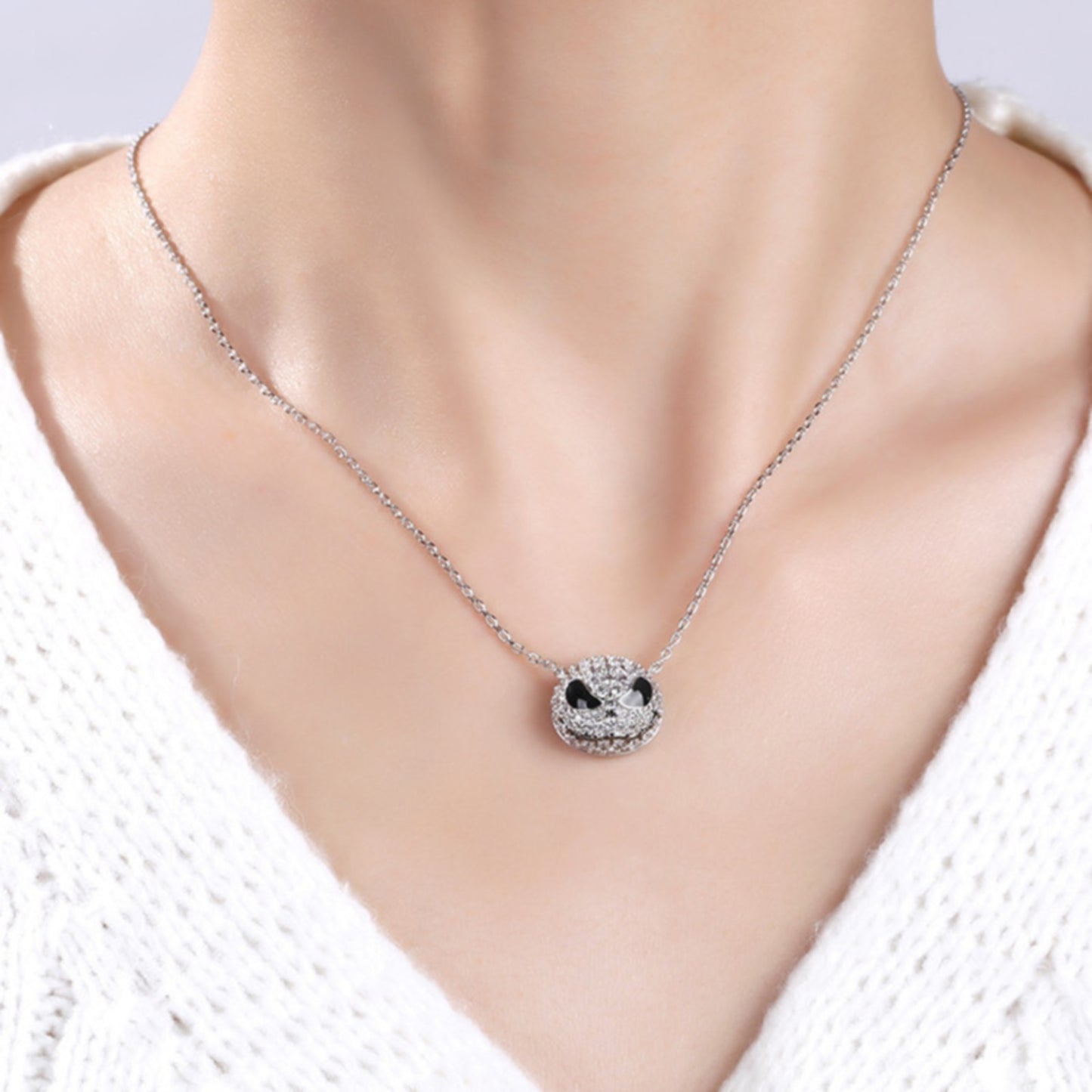 Pendientes plateados de moda con personalidad de calavera de Halloween