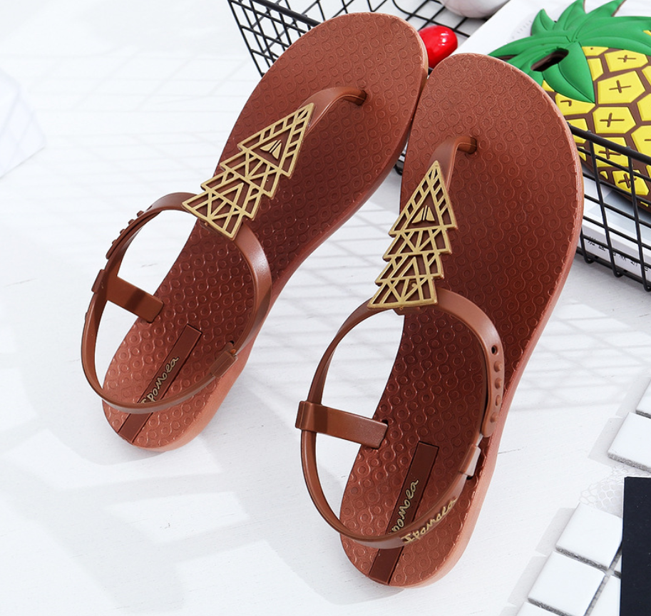Sandalias de playa; chatitas de playa para mujer, sandalias de suela livianas y cómodas al andar.