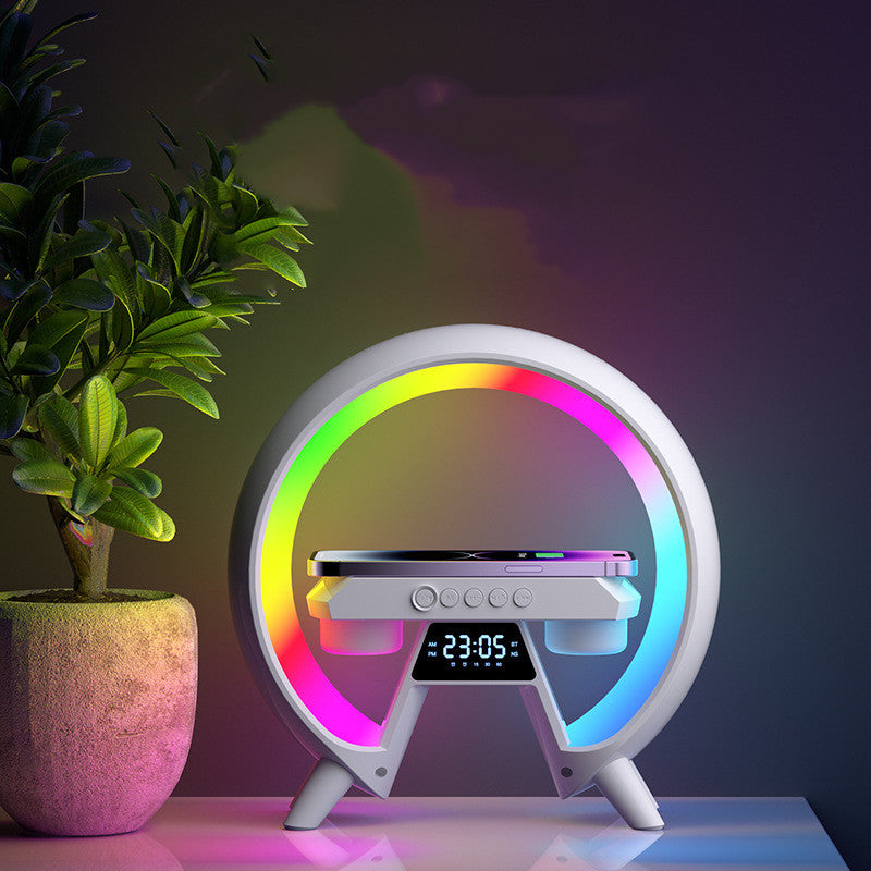 Luz De Noche Colorida Con Cargador Inalámbrico y Reloj