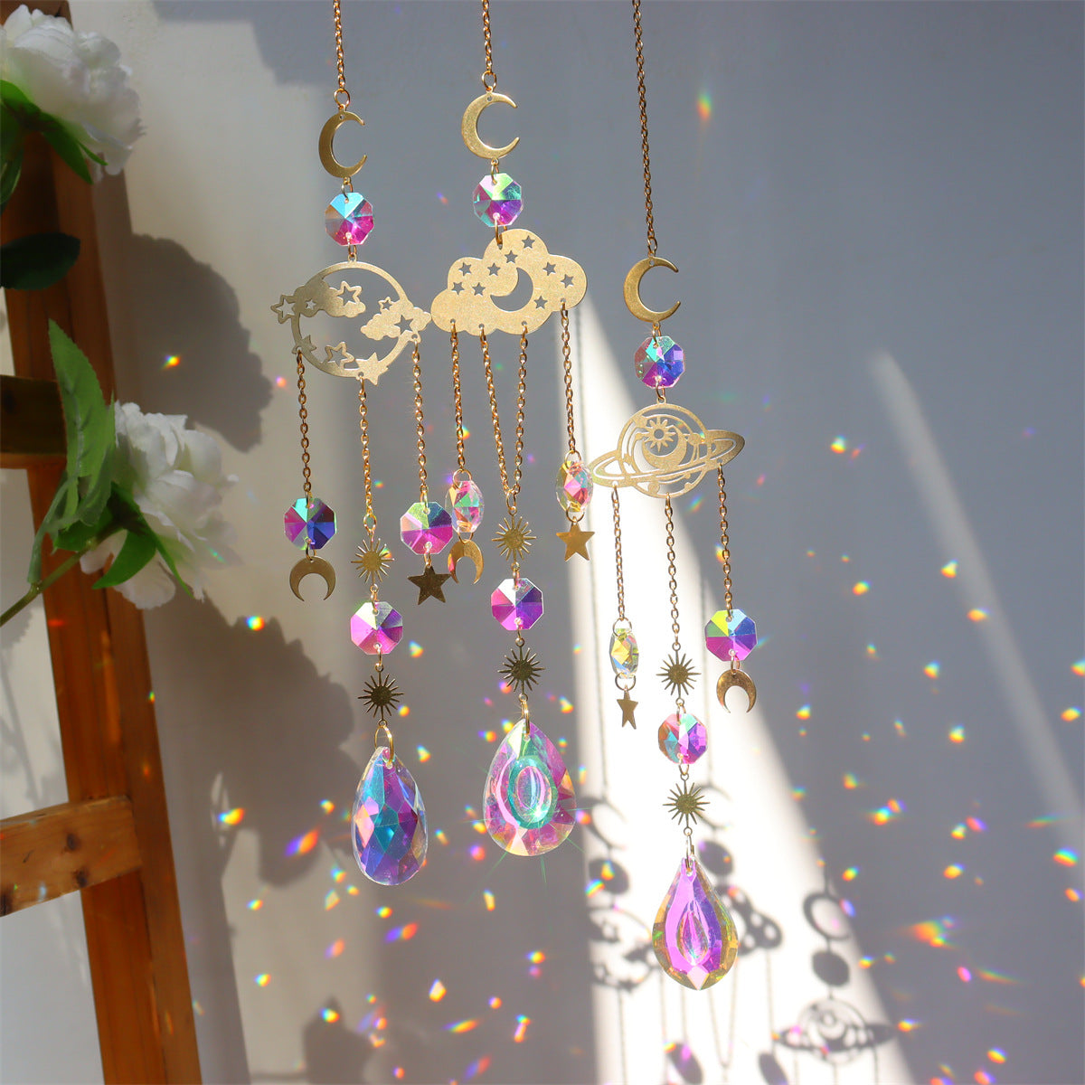 Colgante de decoración de jardín, colgante de cristal en forma de estrellas y lunas brillantes con la luz del día, bellísimo para decorar
