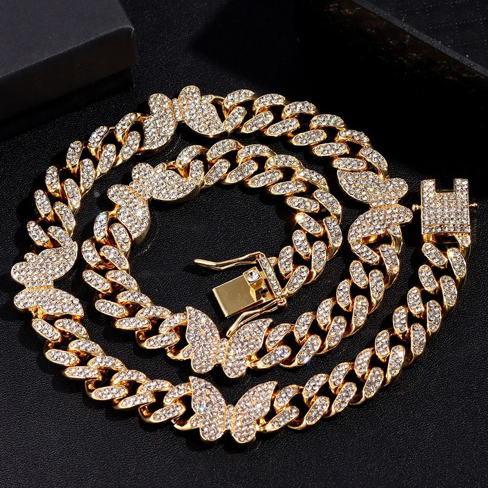 Cadena de eslabones cubanos sobre banda de diamantes de imitación, collar de mariposa tridimensional giratorio, joyería
