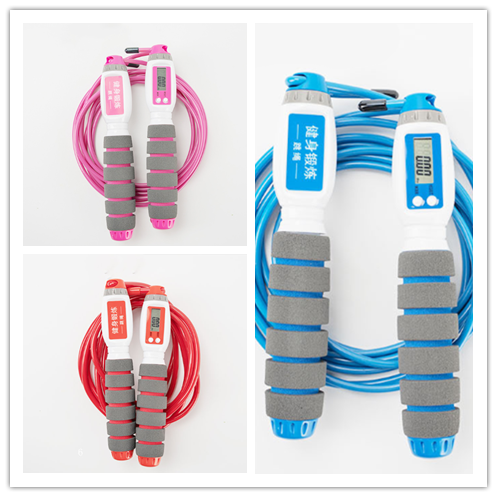 Cuerda de conteo electrónica para entrenamiento físico, cómoda que facilita su agarre y transporte.