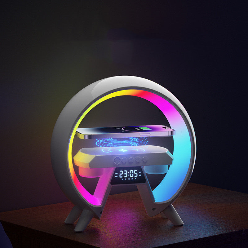 Luz De Noche Colorida Con Cargador Inalámbrico y Reloj