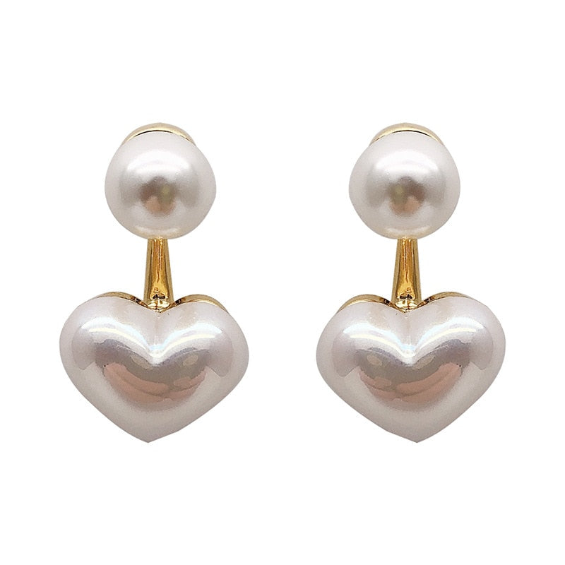 Pendientes de perlas de amor pequeños y simples con aguja de plata