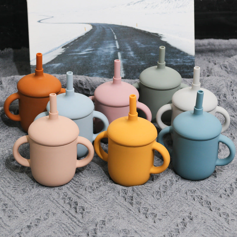 Diseño de taza de silicona, taza de alimentación de bebé, botella de agua con popote, taza para sorber de silicona