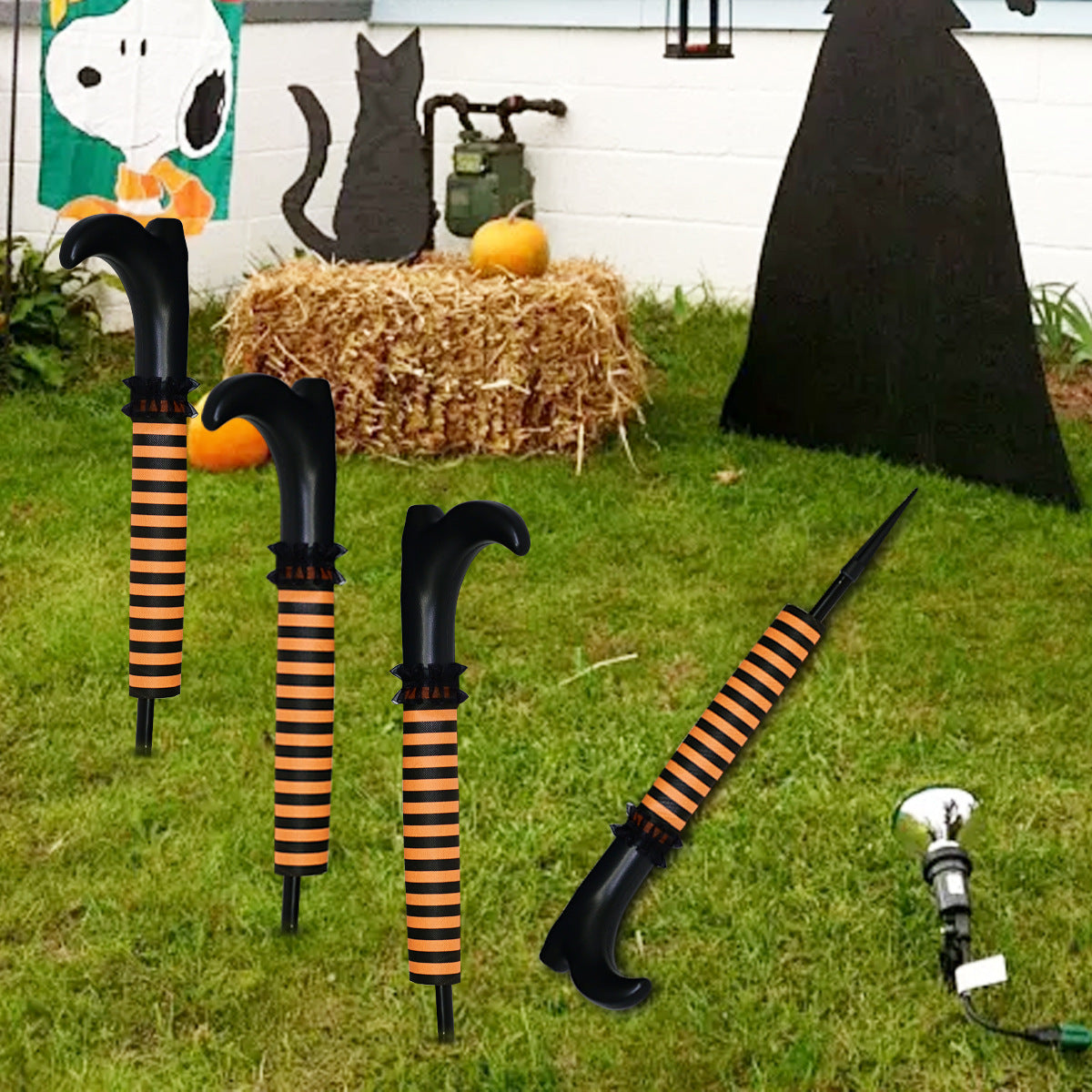Patas de Bruja Invertidas – Decoración Divertida de Halloween para Casa y Jardín