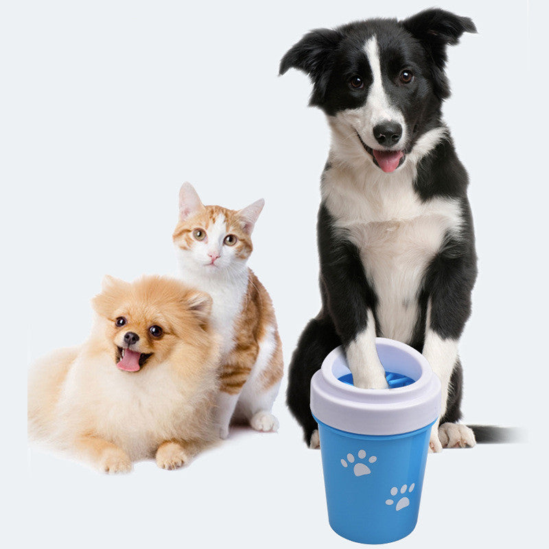 Productos de limpieza para el cuidado de las patas de tu perro de silicona.