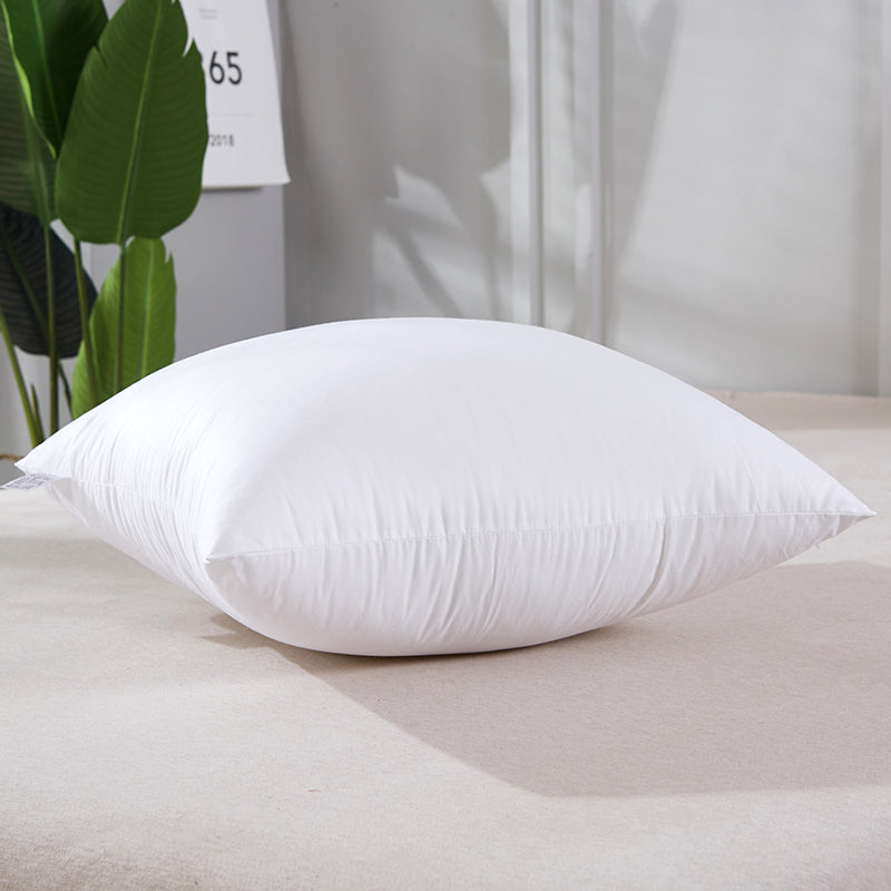 Almohada Decorativa 18” | Relleno Suave y Funda Desmontable