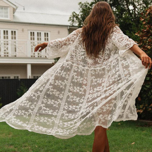 Femenino y elegante, Blusa de playa, salida de playa, pareo para usar como vestido abierto, calado en encaje de algodón