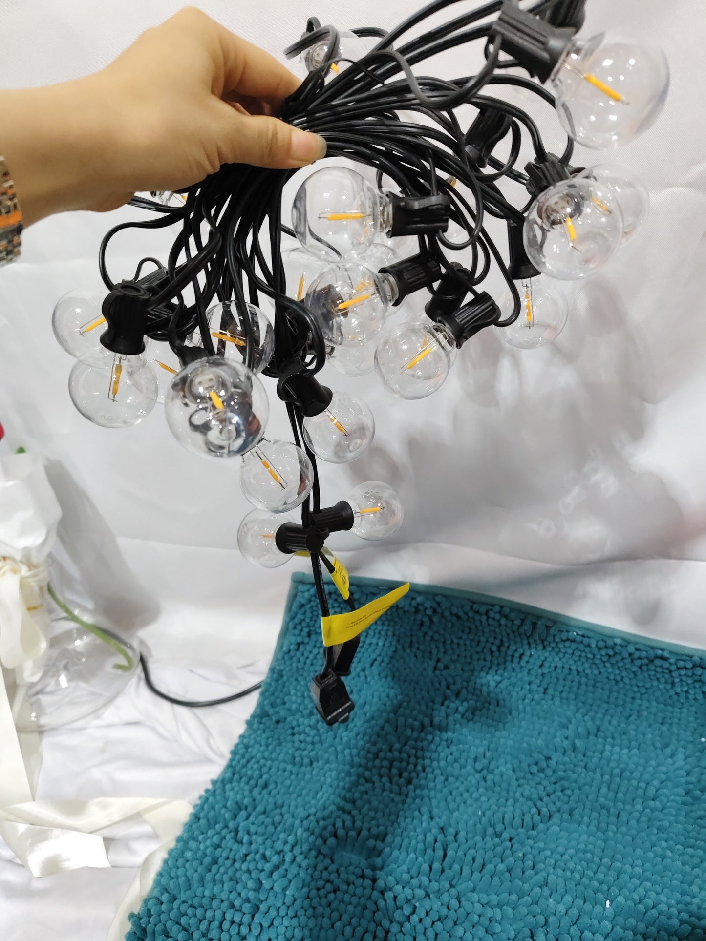 Guirnalda de Bombillas Festivas ✨ – Iluminación Encantadora para Tu Hogar o Jardín