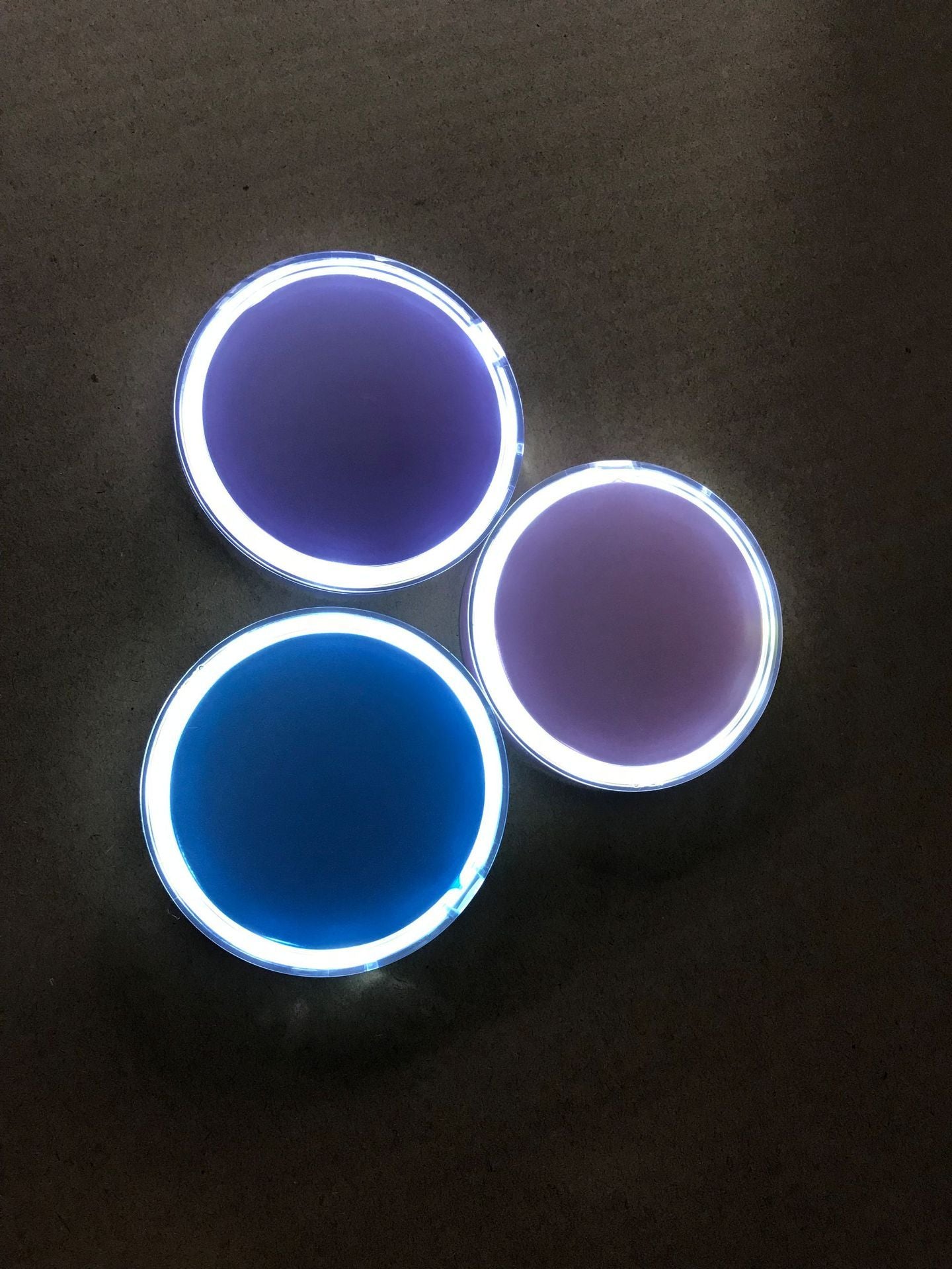 Mini espejo de maquillaje LED portátil, como y transportable