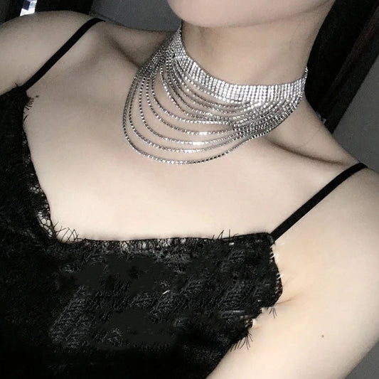 Collar de cadena con borlas de diamantes de imitación, gargantilla brillante varias vueltas en plateado